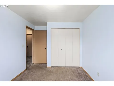27032 SE Highway 224 Eagle Creek OR 97022