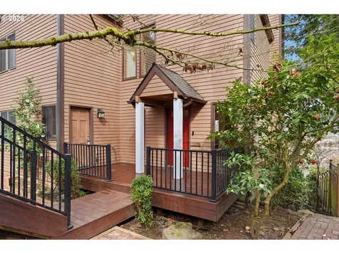 2935 NW Thurman Street Portland OR 97210