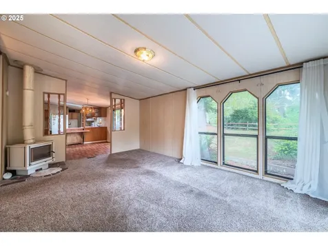 1445 Village Pines Avenue Coos Bay OR 97420