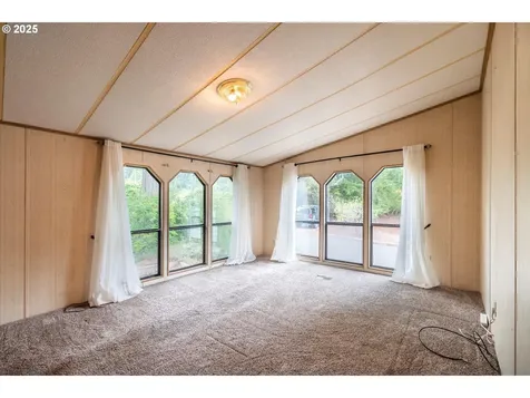 1445 Village Pines Avenue Coos Bay OR 97420
