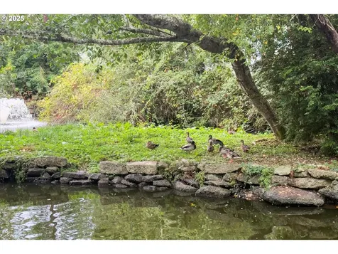 1445 Village Pines Avenue Coos Bay OR 97420