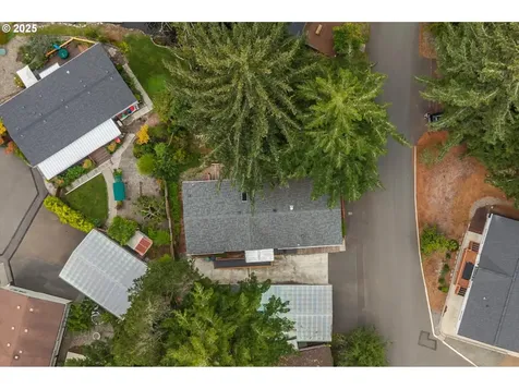 1445 Village Pines Avenue Coos Bay OR 97420