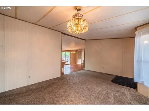 1445 Village Pines Avenue Coos Bay OR 97420