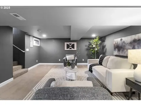 725 NE Jessup Street Portland OR 97211