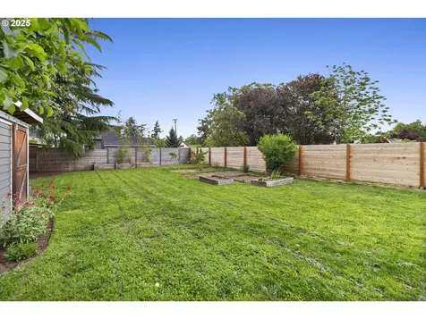 725 NE Jessup Street Portland OR 97211