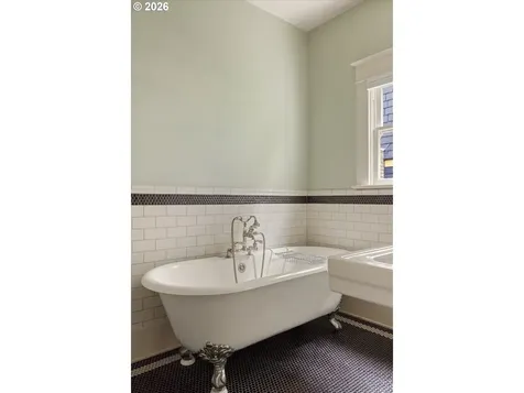 1842 SE 42nd Avenue Portland OR 97215