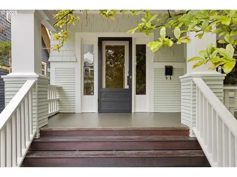 1842 SE 42nd Avenue Portland OR 97215