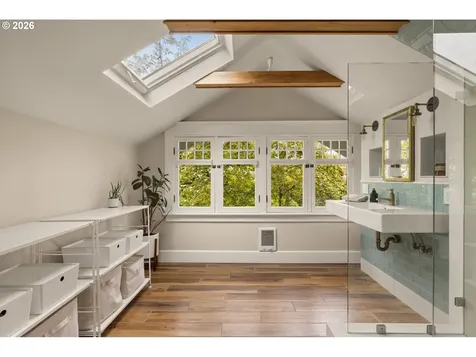 1842 SE 42nd Avenue Portland OR 97215