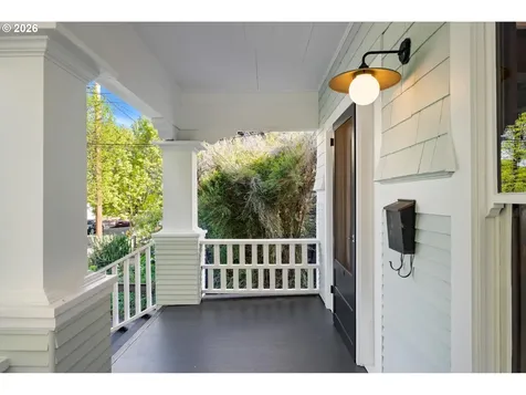 1842 SE 42nd Avenue Portland OR 97215