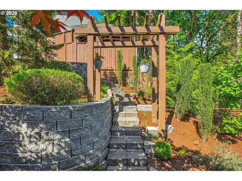 16633 Woodsman Court Lake Oswego OR 97034