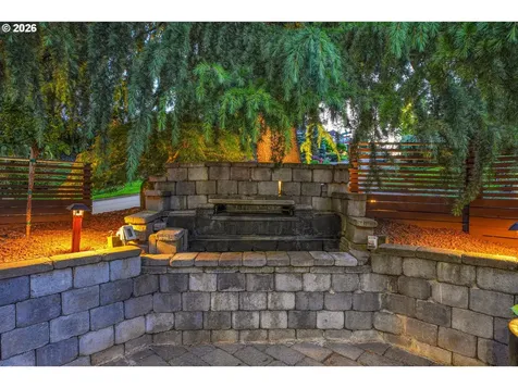 16633 Woodsman Court Lake Oswego OR 97034