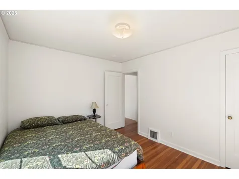 4301 NW Washington Street Vancouver WA 98660