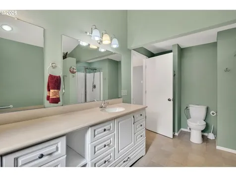 11041 SW 45th Avenue Portland OR 97219