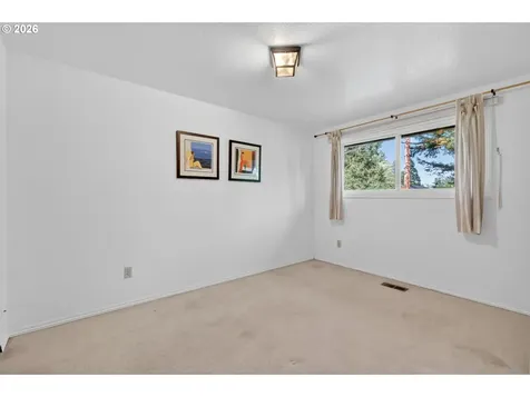 11041 SW 45th Avenue Portland OR 97219