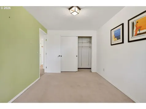 11041 SW 45th Avenue Portland OR 97219