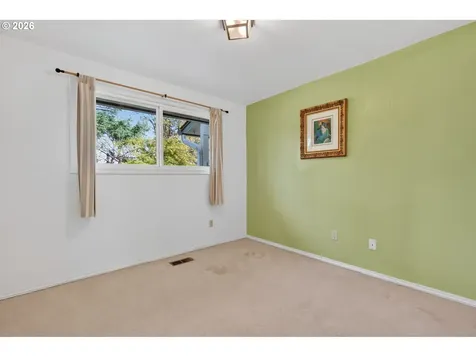 11041 SW 45th Avenue Portland OR 97219