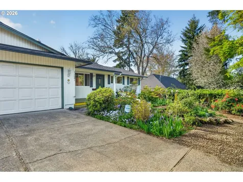 11041 SW 45th Avenue Portland OR 97219