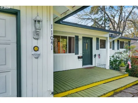 11041 SW 45th Avenue Portland OR 97219