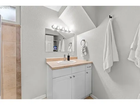 5100 NE 58th Street Vancouver WA 98661
