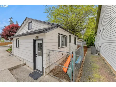5100 NE 58th Street Vancouver WA 98661