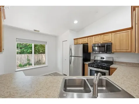 3047 Wallace Road NW Salem OR 97304