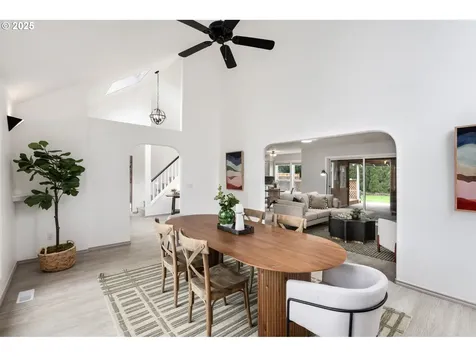 10093 SW Woodard Lane Portland OR 97223