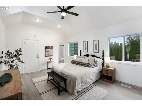 10093 SW Woodard Lane Portland OR 97223