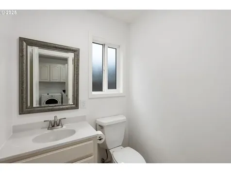 10093 SW Woodard Lane Portland OR 97223