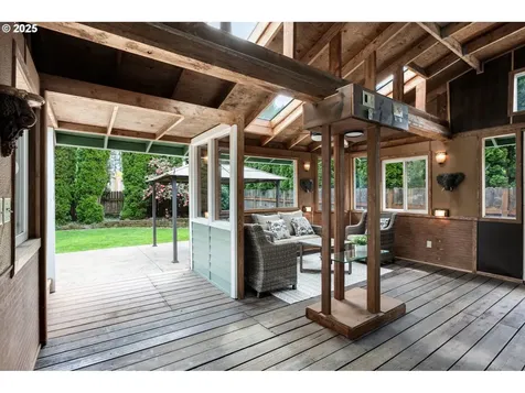 10093 SW Woodard Lane Portland OR 97223