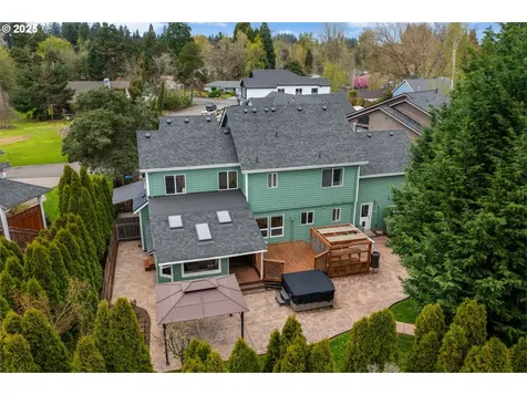 10093 SW Woodard Lane Portland OR 97223