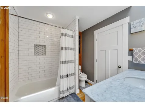 1626 NE Regatta Way Lincoln City OR 97367