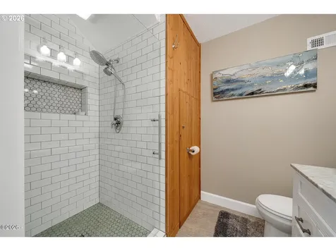 1626 NE Regatta Way Lincoln City OR 97367