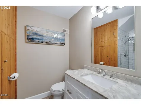 1626 NE Regatta Way Lincoln City OR 97367
