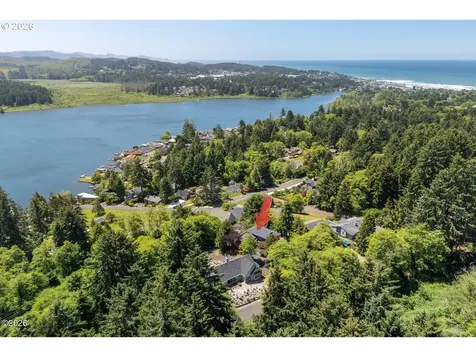 1626 NE Regatta Way Lincoln City OR 97367