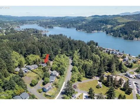 1626 NE Regatta Way Lincoln City OR 97367