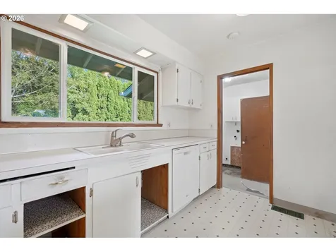 1422 SW Hensley Road Troutdale OR 97060