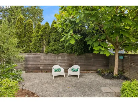 5909 N Curtis Avenue Portland OR 97217