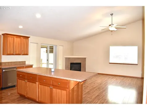 17210 SE Woodward Court Portland OR 97236