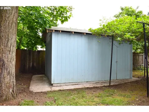 17210 SE Woodward Court Portland OR 97236
