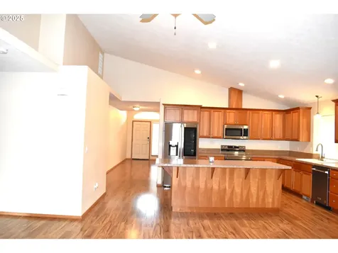 17210 SE Woodward Court Portland OR 97236