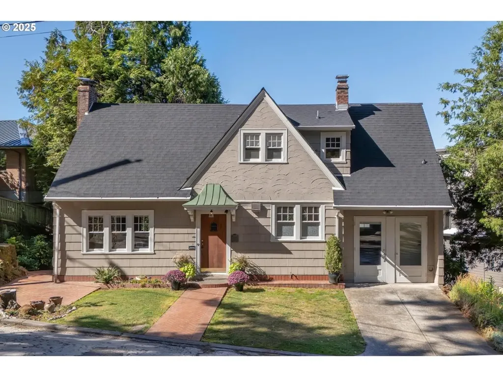 6300 SE Yamhill Street Portland OR 97215