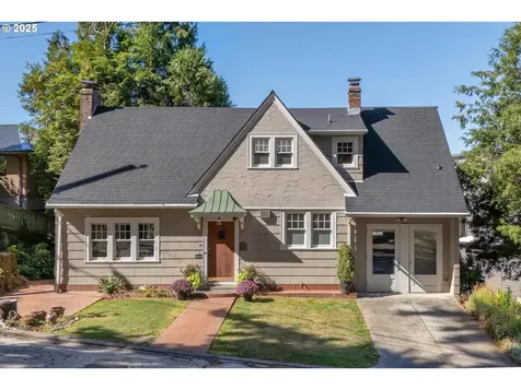 6300 SE Yamhill Street Portland OR 97215