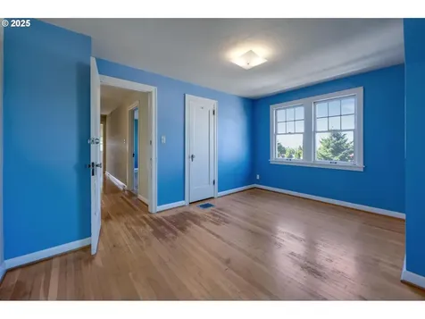 6300 SE Yamhill Street Portland OR 97215