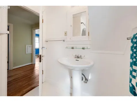 6300 SE Yamhill Street Portland OR 97215