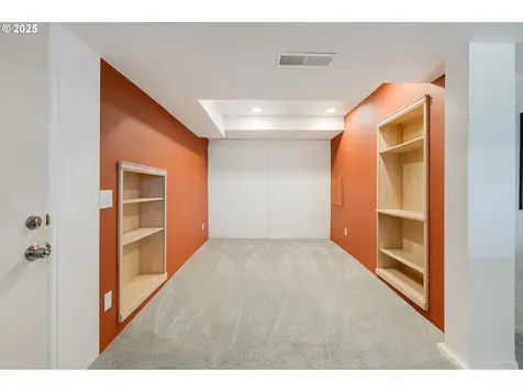 6300 SE Yamhill Street Portland OR 97215