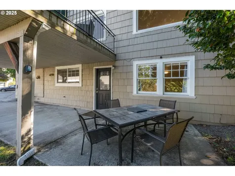 6300 SE Yamhill Street Portland OR 97215