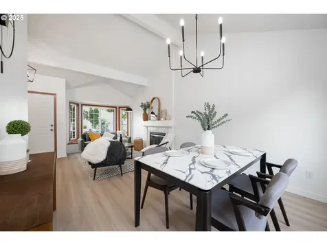 15754 SW Bulrush Lane Portland OR 97223