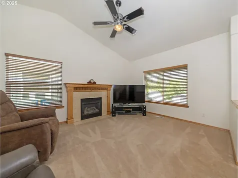 1007 4th Avenue Vernonia OR 97064