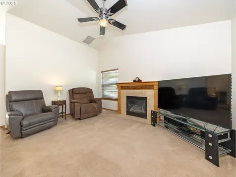 1007 4th Avenue Vernonia OR 97064