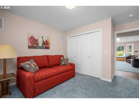 45947 N Gate Creek Road Vida OR 97488